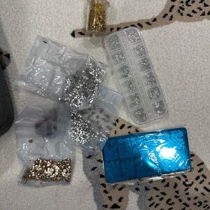 Nail Art Rhinestone and Stamping Kit